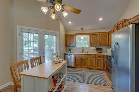 104 White Oak Dr, Dickson, TN 37055 photo 9