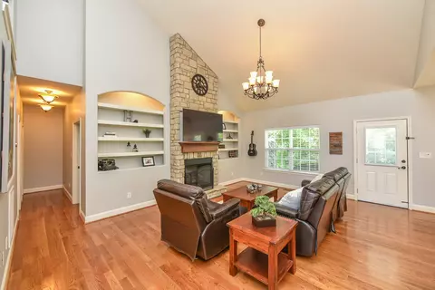 1002 Glessner Dr, Spring Hill, TN 37174 photo 8