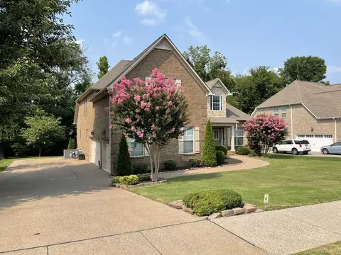 1002 Glessner Dr, Spring Hill, TN 37174 photo 2