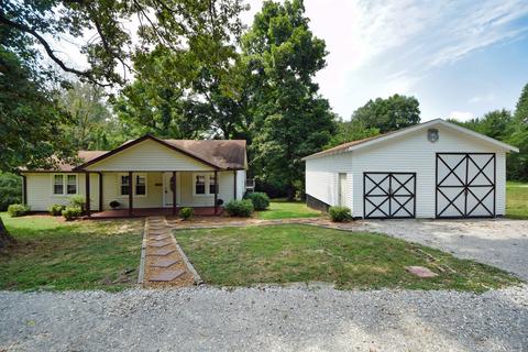 603 Dykeman Rd, Dickson, TN 37055 photo 2