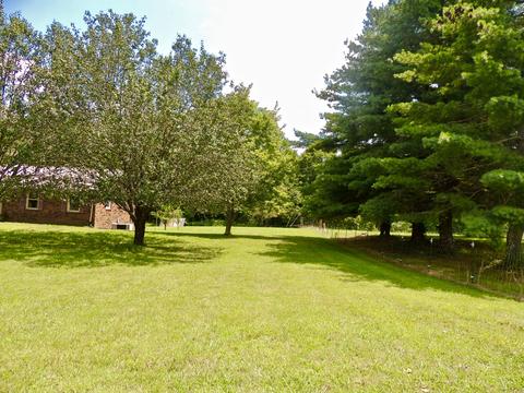 5447 Marion Rd, Cunningham, TN 37052 photo 8