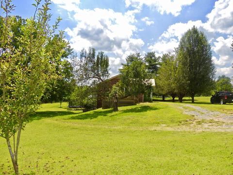 5447 Marion Rd, Cunningham, TN 37052 photo 10
