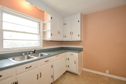 218 E Clark Blvd, Murfreesboro, TN 37130 photo 13