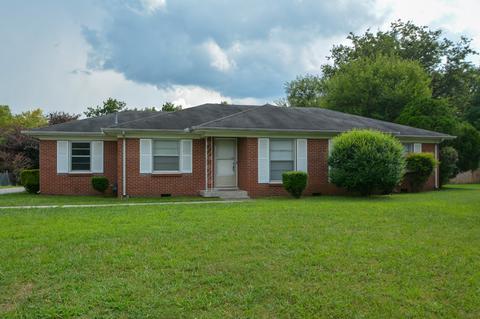 218 E Clark Blvd, Murfreesboro, TN 37130 photo 1