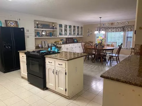 122 Browns Ln, Loretto, TN 38469 photo 7