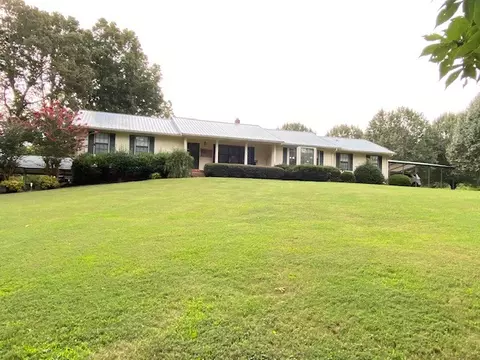 122 Browns Ln, Loretto, TN 38469 photo 1