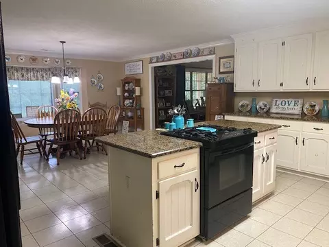 122 Browns Ln, Loretto, TN 38469 photo 11