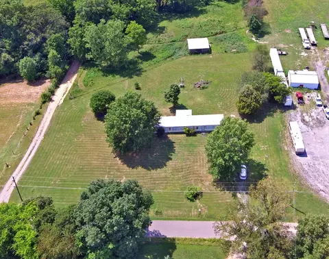 7575 Chowning Rd, Springfield, TN 37172 photo 3
