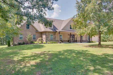 1303 Glendale Dr, Dickson, TN 37055 photo 1