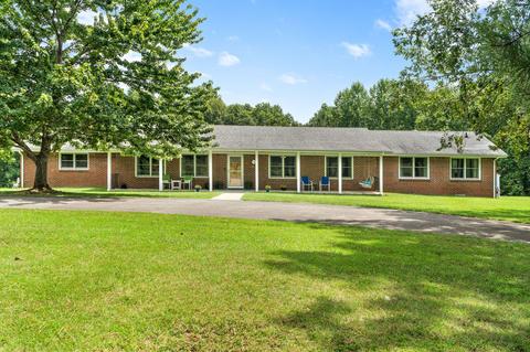 5133 Marion Rd, Cunningham, TN 37052 photo 2