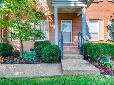 1164 Olde Cameron Ln, Franklin, TN 37067 photo 3