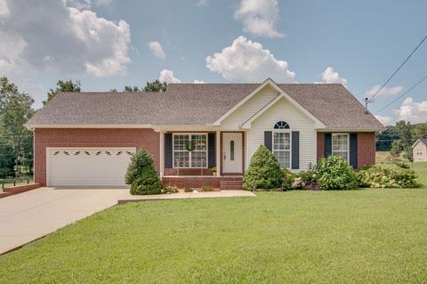 116 Greenbrier St, Dickson, TN 37055 photo 1