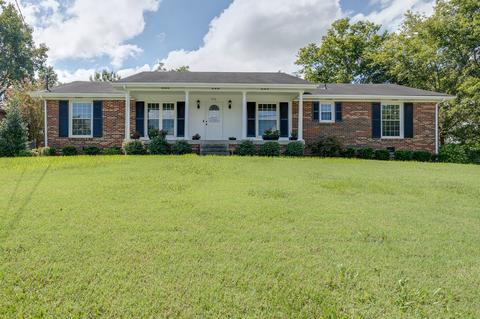 1210 Apache Ln, Madison, TN 37115 photo 1