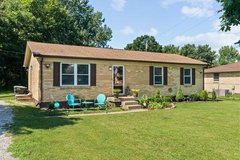 205 Greer Dr, Springfield, TN 37172 photo 2