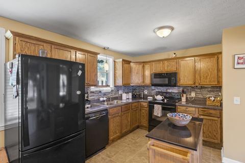205 Greer Dr, Springfield, TN 37172 photo 8