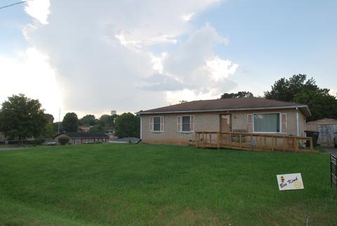 804 Goldcrest Dr, Springfield, TN 37172 photo 1