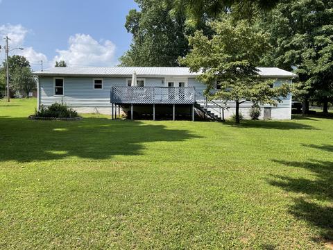 105 Sunset Dr, Decherd, TN 37324 photo 4