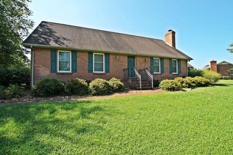 1903 Nicklaus Dr, Springfield, TN 37172 photo 1
