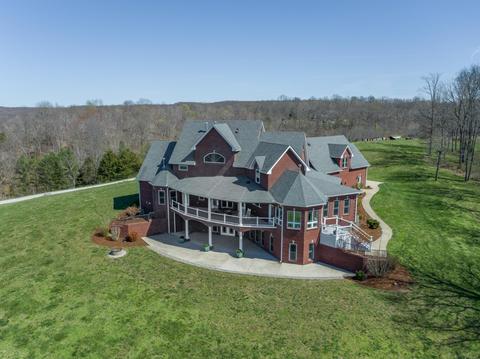 2682 Maple Grove Rd, Dickson, TN 37055 photo 1