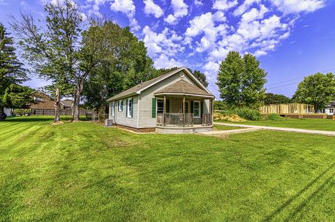 305 W Commerce St, Loretto, TN 38469 photo 1