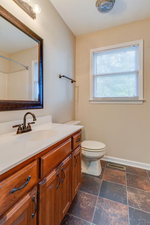 2504 Allison Ln, Springfield, TN 37172 photo 17