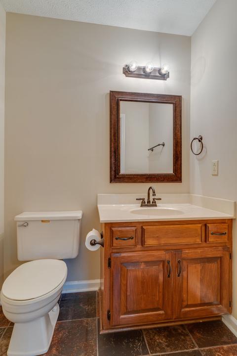 2504 Allison Ln, Springfield, TN 37172 photo 14