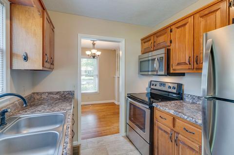 2504 Allison Ln, Springfield, TN 37172 photo 9