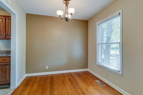 2504 Allison Ln, Springfield, TN 37172 photo 6
