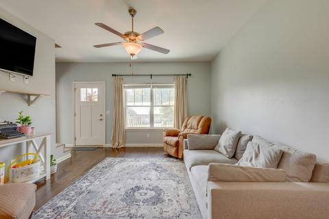 105 Greenbrier St, Dickson, TN 37055 photo 6