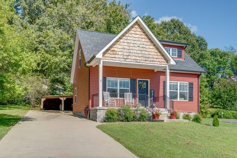 105 Greenbrier St, Dickson, TN 37055 photo 3