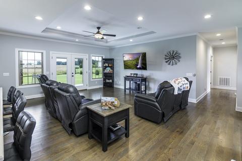 200 Commerce St E, Loretto, TN 38469 photo 9