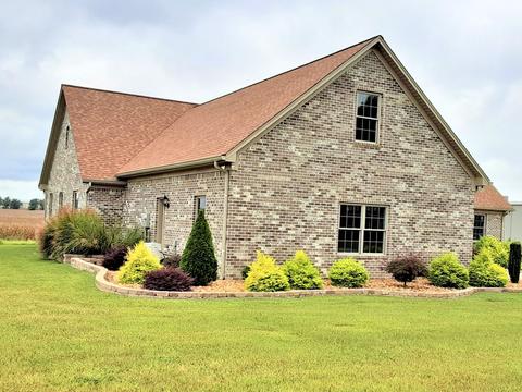 200 Commerce St E, Loretto, TN 38469 photo 3
