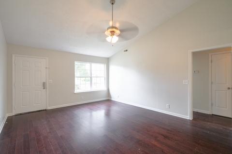 207 Meigs Dr, Murfreesboro, TN 37128 photo 9