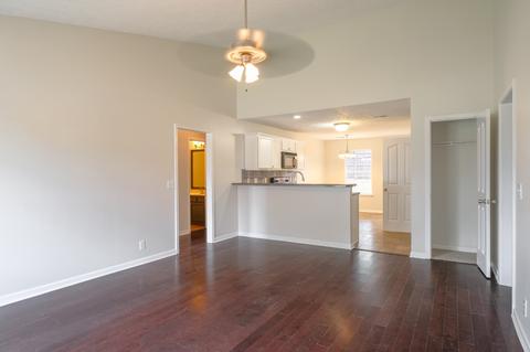 207 Meigs Dr, Murfreesboro, TN 37128 photo 4
