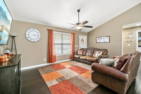 209 Celeste Dr, Baxter, TN 38544 photo 5