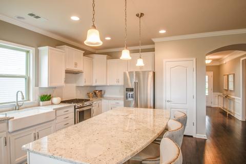 1061 Sumner Grv, Spring Hill, TN 37174 photo 5