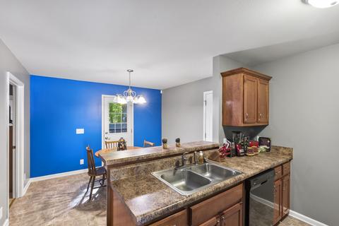 305 Silvia Ct, Springfield, TN 37172 photo 9