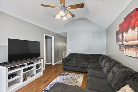 305 Silvia Ct, Springfield, TN 37172 photo 4