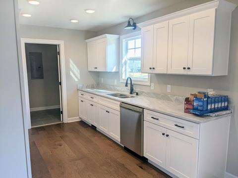 286 Claypool Rd N, Bethpage, TN 37022 photo 2