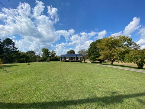 5366 Marion Rd, Cunningham, TN 37052 photo 2