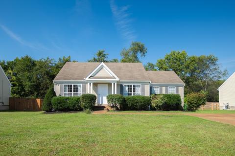 2849 Cochran Trace Dr, Spring Hill, TN 37174 photo 1