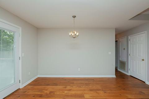 2906 Curtiswood Ln E, Springfield, TN 37172 photo 13