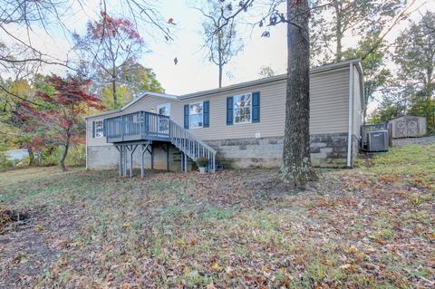 145 Trotter Rd, Cunningham, TN 37052 photo 2
