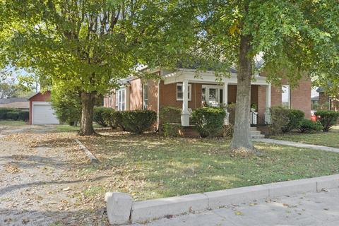 405 Walnut St, Springfield, TN 37172 photo 2
