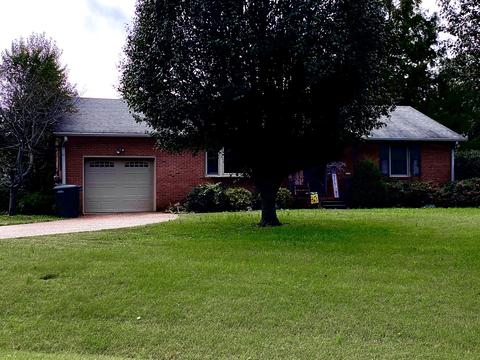 3700 Curtiswood Ln E, Springfield, TN 37172 photo 2