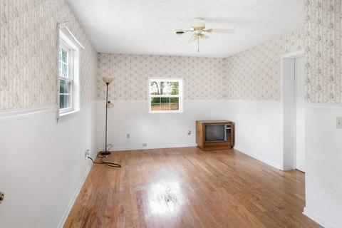 2818 Hillview Cir, Centerville, TN 37033 photo 18