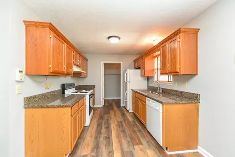 105 Phillip Dr, Springfield, TN 37172 photo 11