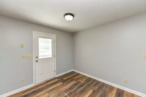 105 Phillip Dr, Springfield, TN 37172 photo 10