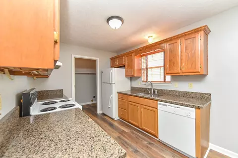 105 Phillip Dr, Springfield, TN 37172 photo 14