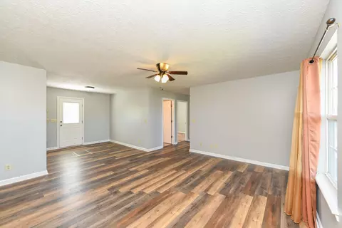 105 Phillip Dr, Springfield, TN 37172 photo 7